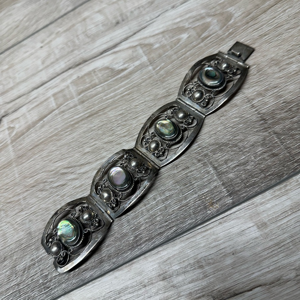 Vintage Sterling Silver Bracelet with Mother of Pearl Accents 7 inch